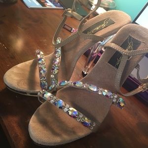 Johnathan Kayne Heels